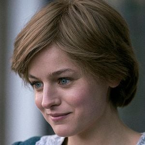 Fotoğraf Emma Corrin