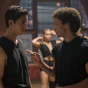 Fotoğraf Tiny Pretty Things