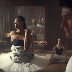 Fotoğraf Tiny Pretty Things