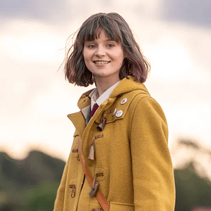 Fotoğraf Lola Petticrew