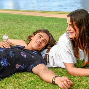 Fotoğraf Biz Kızla Tanıştım