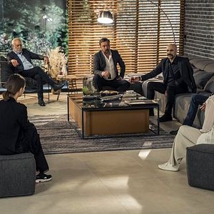 Fotoğraf Eşkıya Dünyaya Hükümdar Olmaz