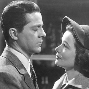 Fotoğraf Where the Sidewalk Ends