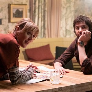 Fotoğraf Home Before Dark