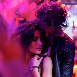 Fotoğraf Sarah Shahi