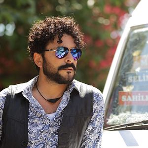 Fotoğraf Aşk Oluversin Gari