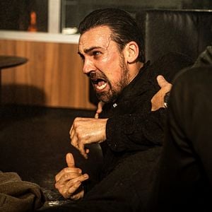 Fotoğraf Henry Lloyd-Hughes