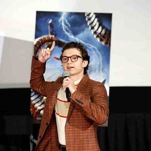 Fotoğraf Tom Holland