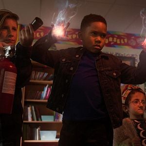 Fotoğraf Raising Dion