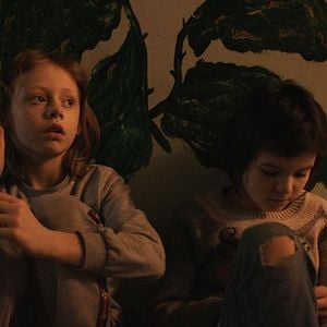 Fotoğraf A House Made Of Splinters