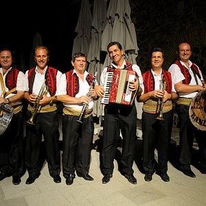 Fotoğraf Bir Gevrek, Bir Boyoz, İki de Kumru