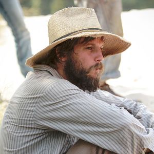 Fotoğraf Logan Marshall-Green