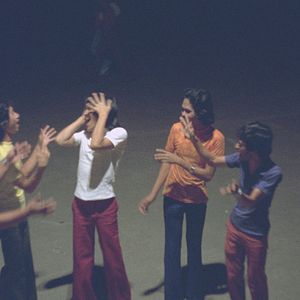 Fotoğraf Manila in the Claws of Light