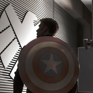 Fotoğraf Kaptan Amerika: Kış Askeri