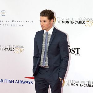Fotoğraf Josh Henderson