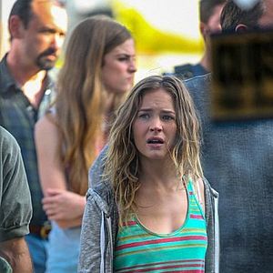 Fotoğraf Britt Robertson