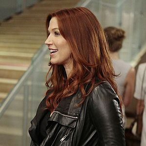 Fotoğraf Poppy Montgomery
