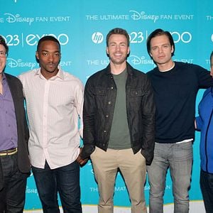 Fotoğraf Kaptan Amerika: Kış Askeri