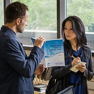 Fotoğraf Jonny Lee Miller