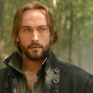 Fotoğraf Tom Mison