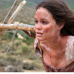 Fotoğraf Emilia Schüle