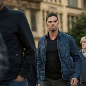 Fotoğraf Jay Ryan (III)