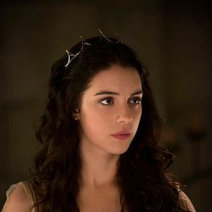 Fotoğraf Adelaide Kane