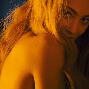 Fotoğraf Nora Arnezeder