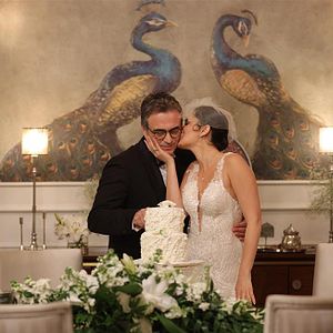 Fotoğraf Annemizi Saklarken