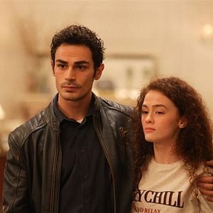 Fotoğraf Annemizi Saklarken