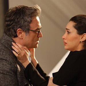 Fotoğraf Annemizi Saklarken