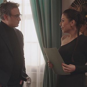 Fotoğraf Annemizi Saklarken