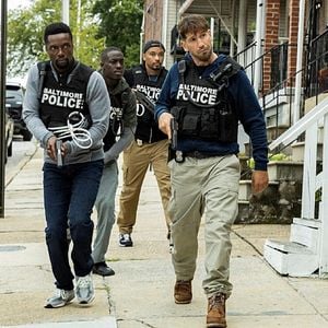 Fotoğraf We Own This City