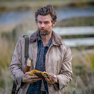 Fotoğraf Coming Home in the Dark