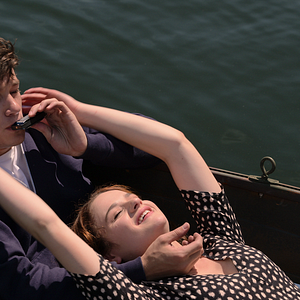 Fotoğraf Arada Bir Yerde