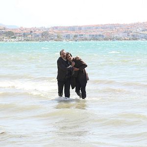 Fotoğraf Üç Kız Kardeş