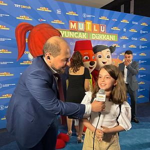 Fotoğraf Mutlu Oyuncak Dükkanı