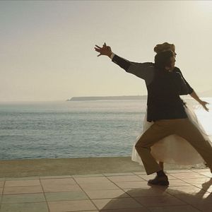 Fotoğraf En Attendant Bojangles