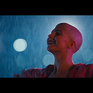 Fotoğraf Demir Kadın: Neslican