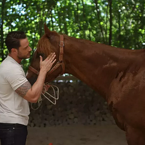 Fotoğraf Senden Daha Güzel