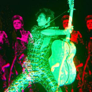 Fotoğraf Moonage Daydream