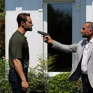 Fotoğraf Senden Daha Güzel