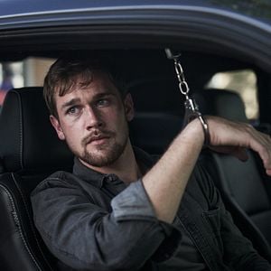 Fotoğraf Taylor John Smith