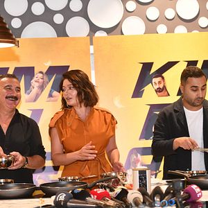 Fotoğraf Kim Bu Aile?