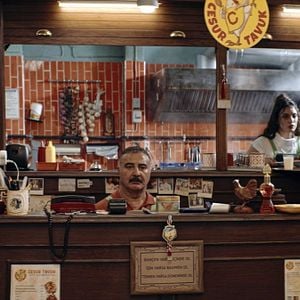 Fotoğraf Kim Bu Aile?