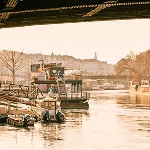 Fotoğraf Max Hubacher