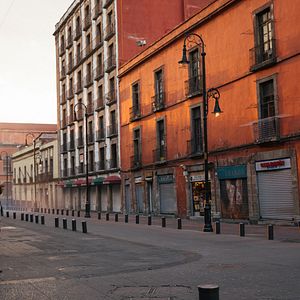 Fotoğraf Bardo, Bir Avuç Doğrunun Yalan Yanlış Güncesi