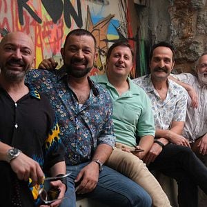 Fotoğraf Çakallarla Dans 6