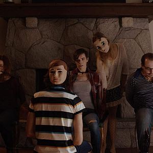 Fotoğraf They're Inside