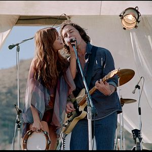 Fotoğraf Riley Keough